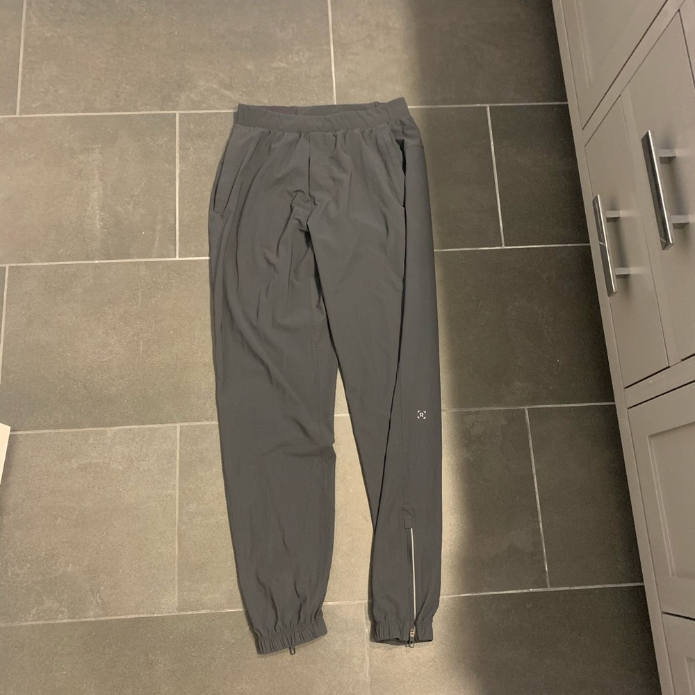 Men’s Lululemon joggers